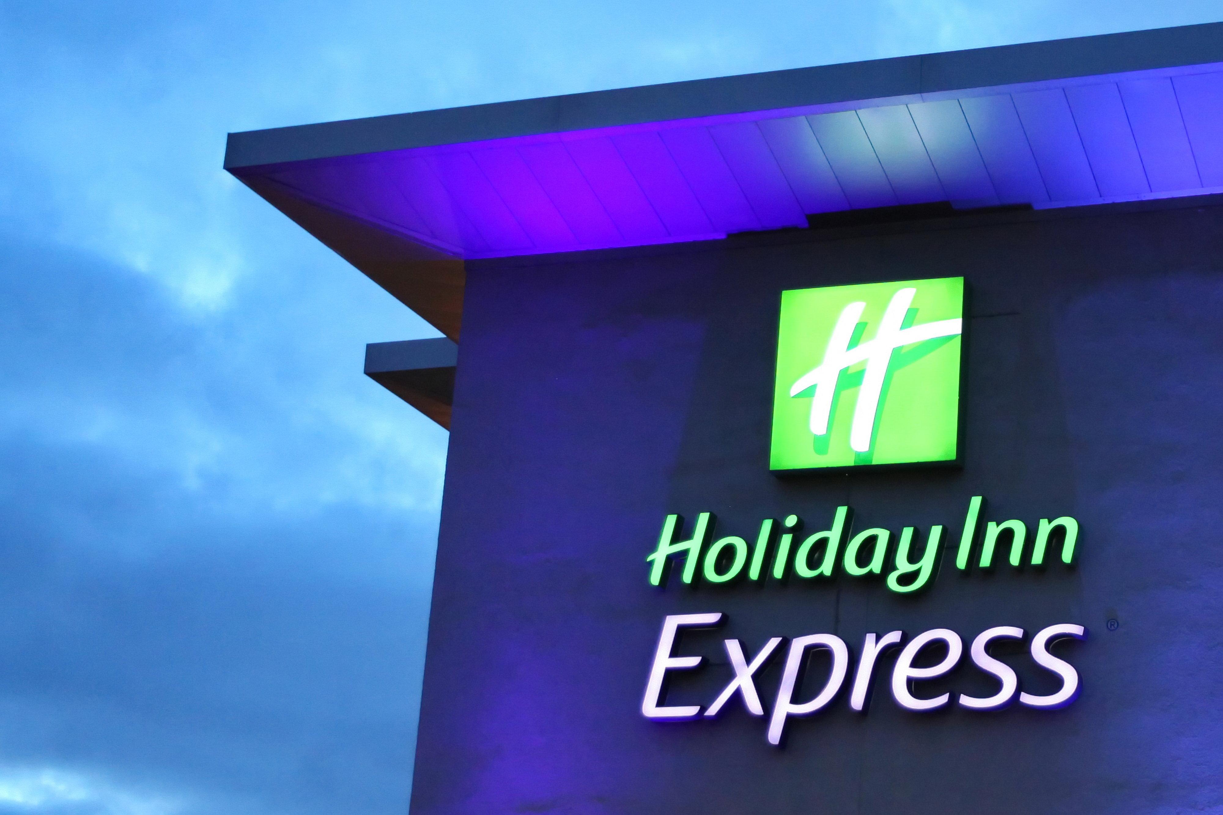 Holiday Inn Express Birmingham Redditch By Ihg Zewnętrze zdjęcie