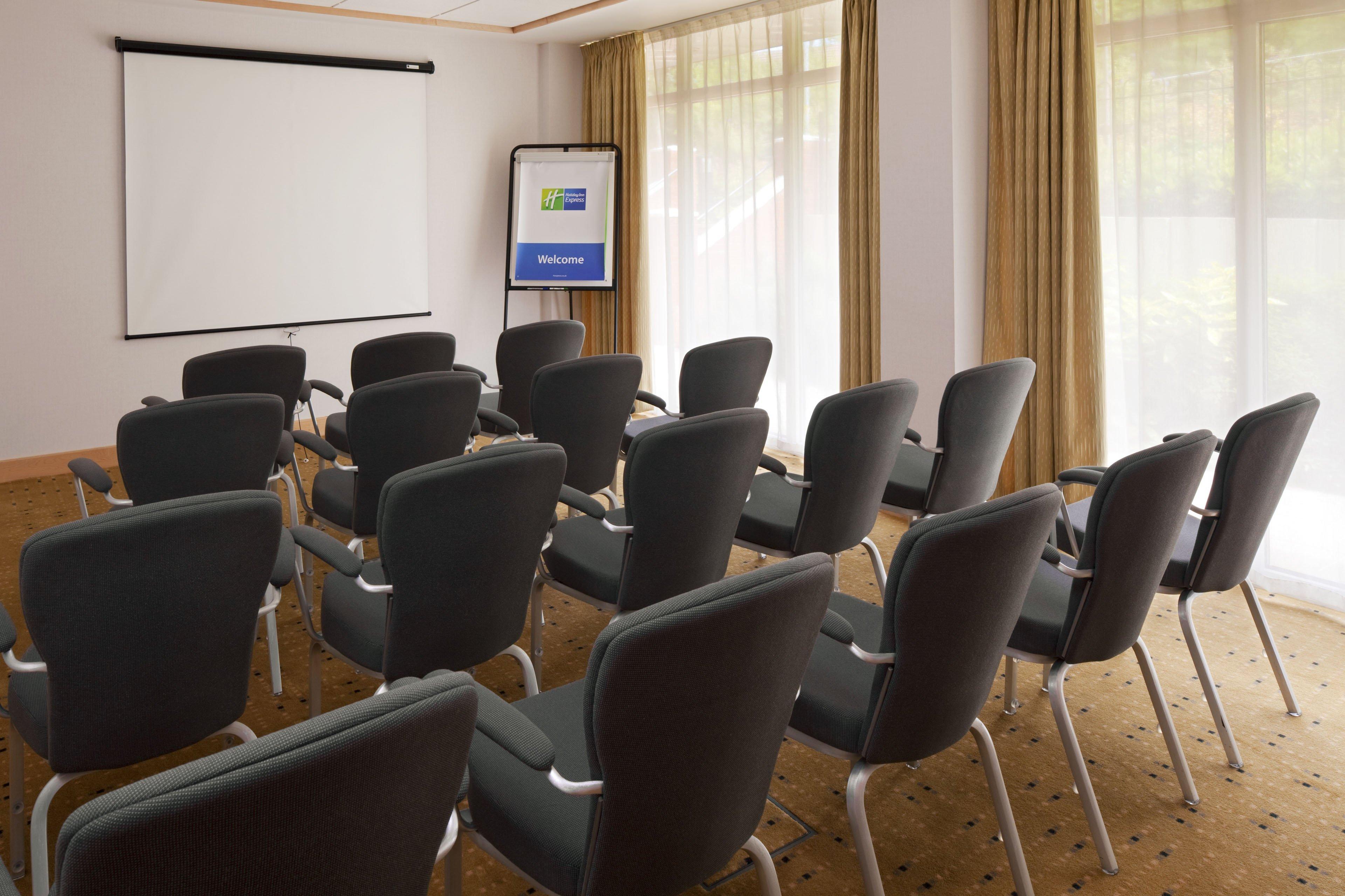 Holiday Inn Express Birmingham Redditch By Ihg Zewnętrze zdjęcie