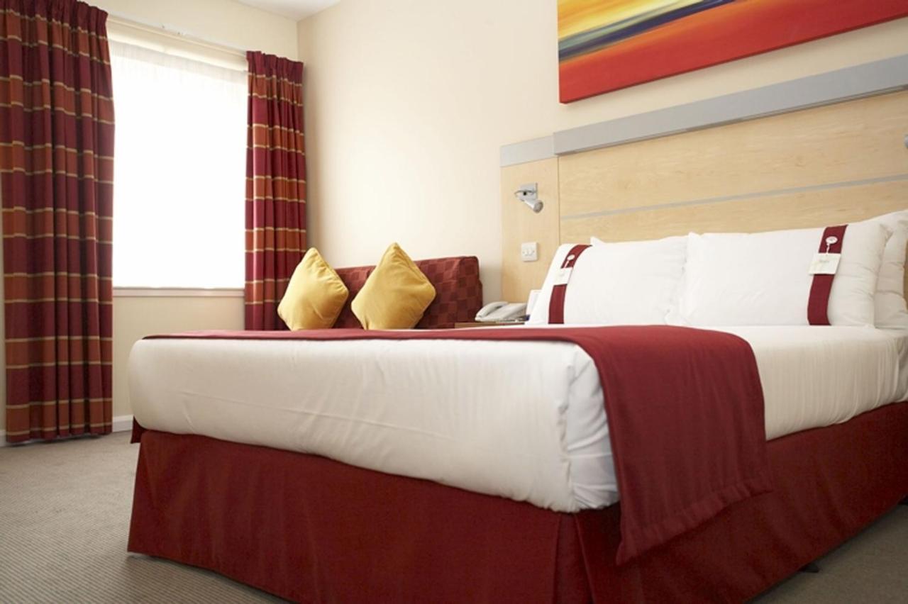 Holiday Inn Express Birmingham Redditch By Ihg Zewnętrze zdjęcie